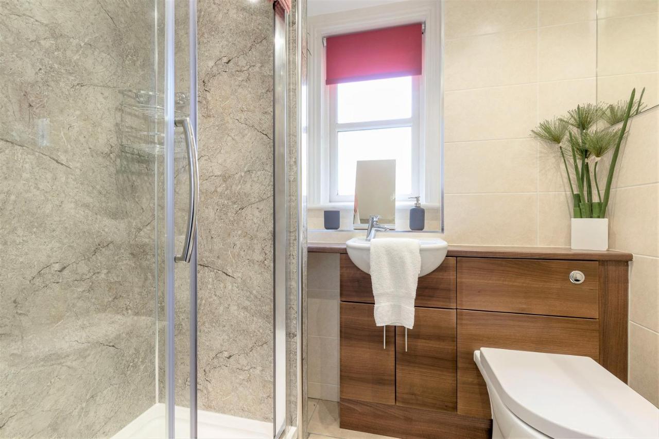 Stunning 1 Bed At Holyrood Palace & Arthurs Seat EDI Exterior foto